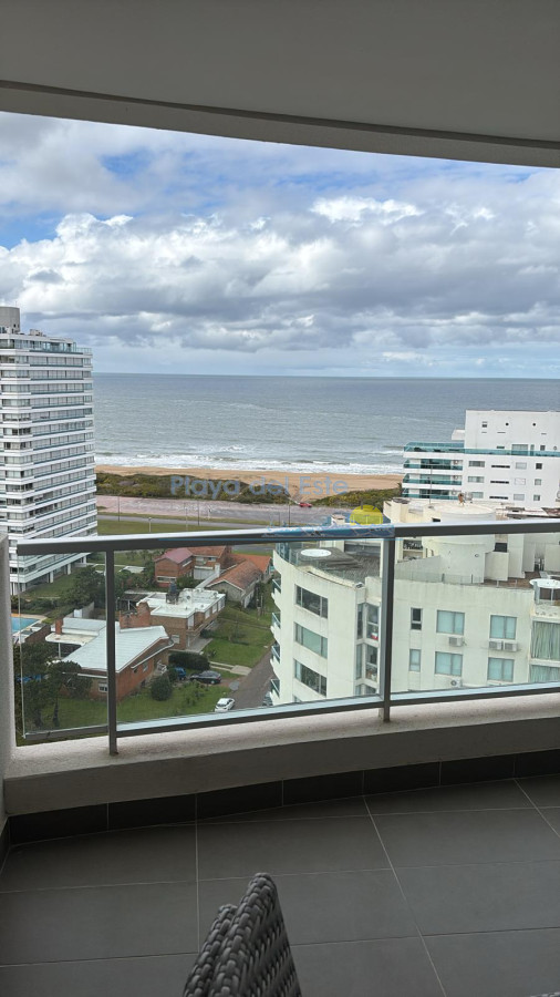 Apartamento en Alquiler de 3 dormitorios en Punta del este , Edificio Wind , Playa Brava  - PLA14894A