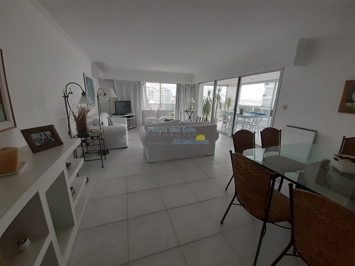 Apartamento en Punta del Este, Brava - PLA11200A