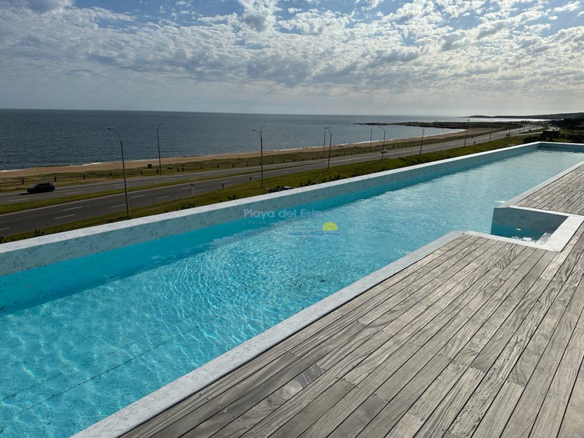 Apartamento de 3 dormitorios en Wallmer Lagoon , Punta del este , Playa Mansa  - PLA13316A