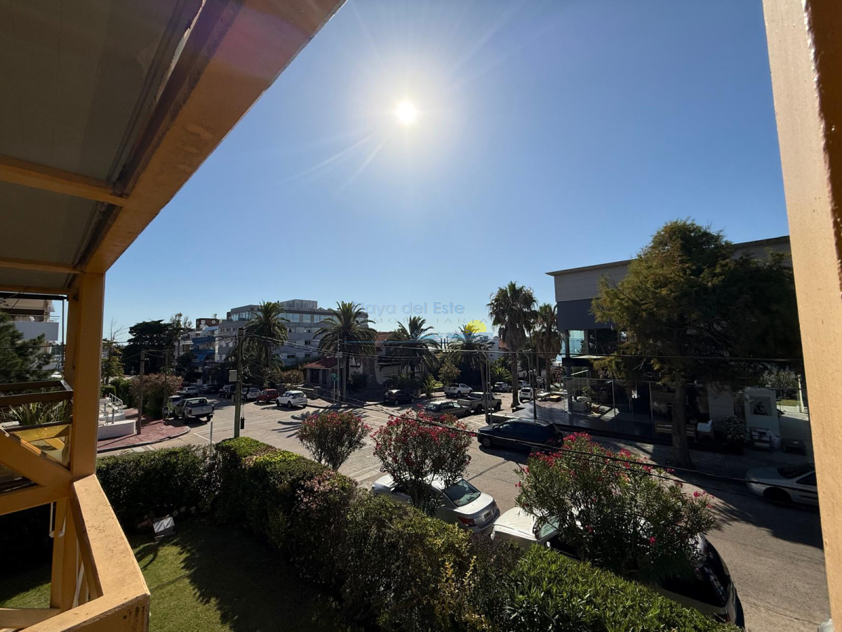 Apartamento en Peninsula, 3 dormitorios * - PLA612A
