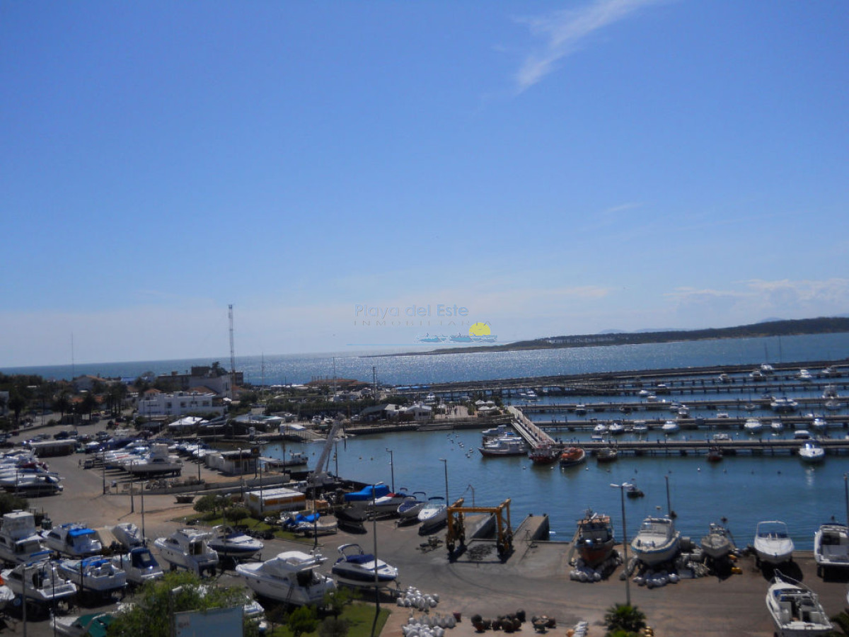 Pent-house en venta de 2 dormitorios en Punta del este , Península , Gorlero , Playa Mansa  - PLA238A