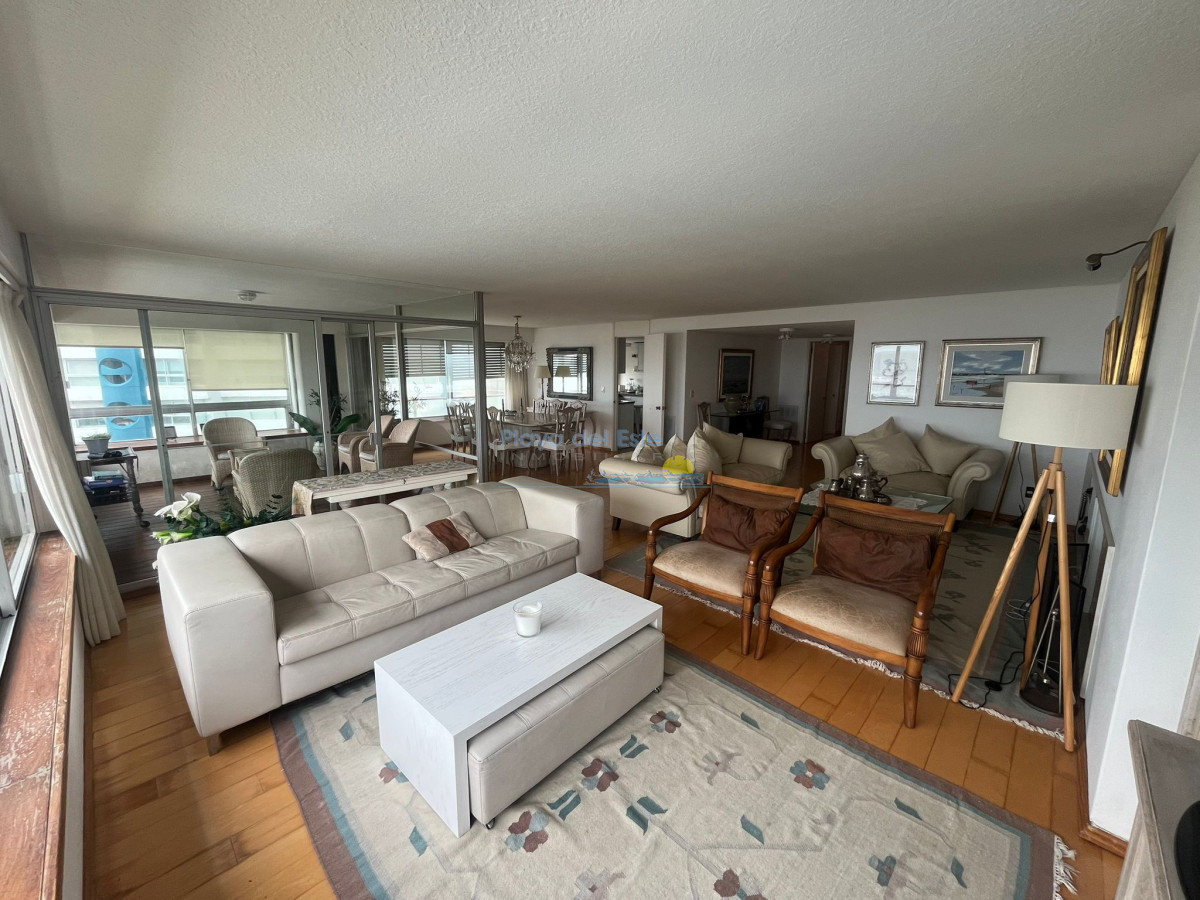 Brava - GoPunta - Portal Inmobiliario de Punta del Este - Maldonado