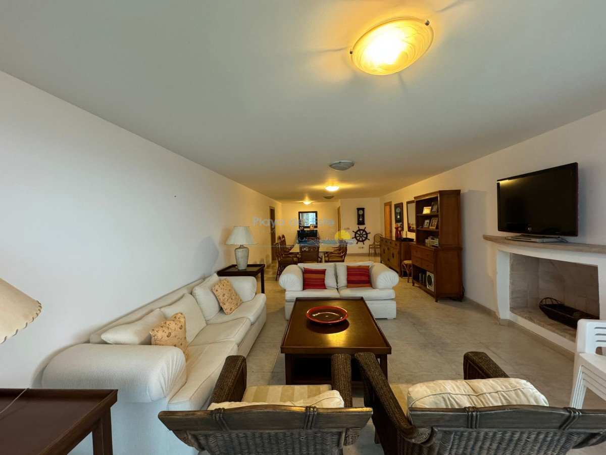 Brava - GoPunta - Portal Inmobiliario de Punta del Este - Maldonado