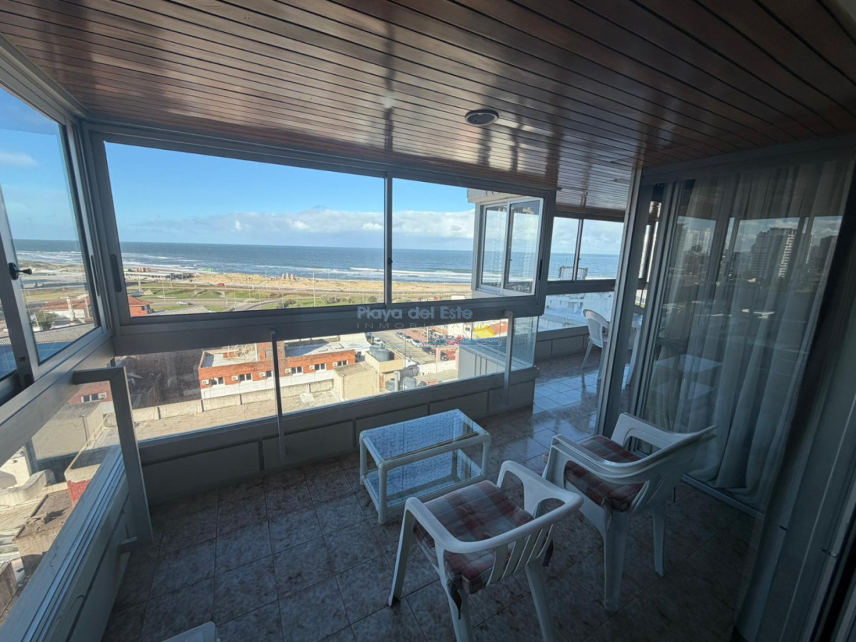 Apartamento de 3 dormitorios en alquiler anual e invernal , Punta del este - Inmobiliaria Playa del Este
