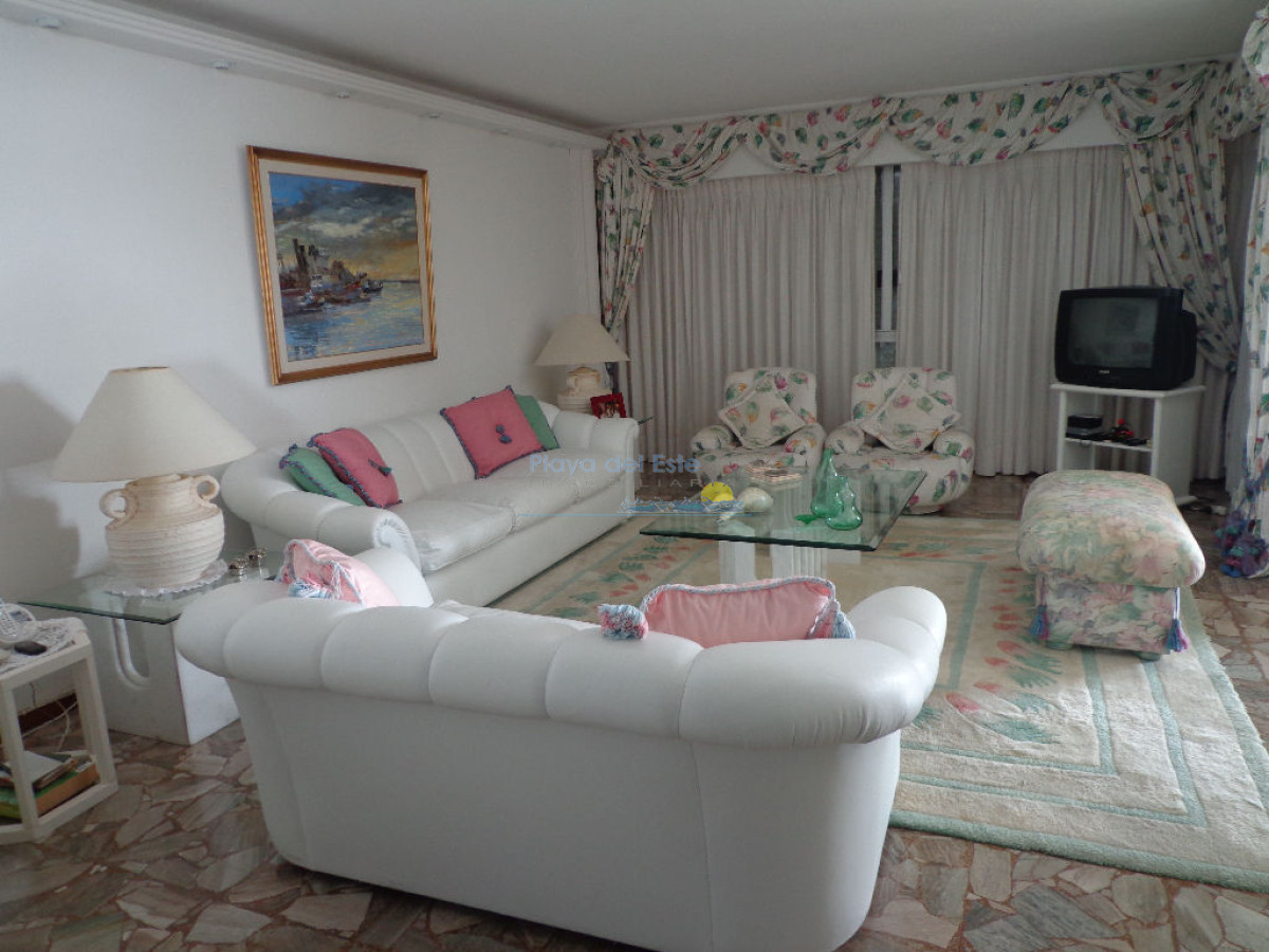 Mansa - GoPunta - Portal Inmobiliario de Punta del Este - Maldonado