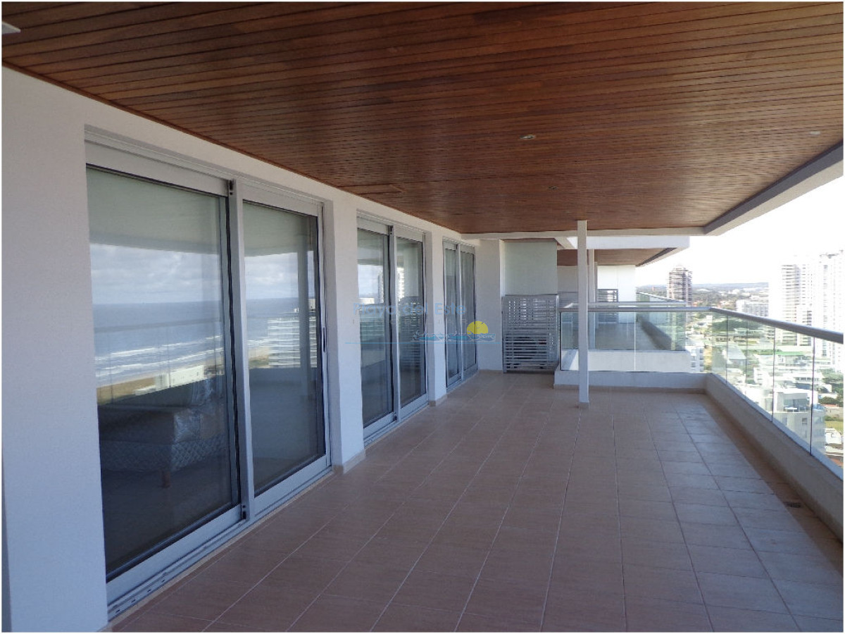Brava - GoPunta - Portal Inmobiliario de Punta del Este - Maldonado