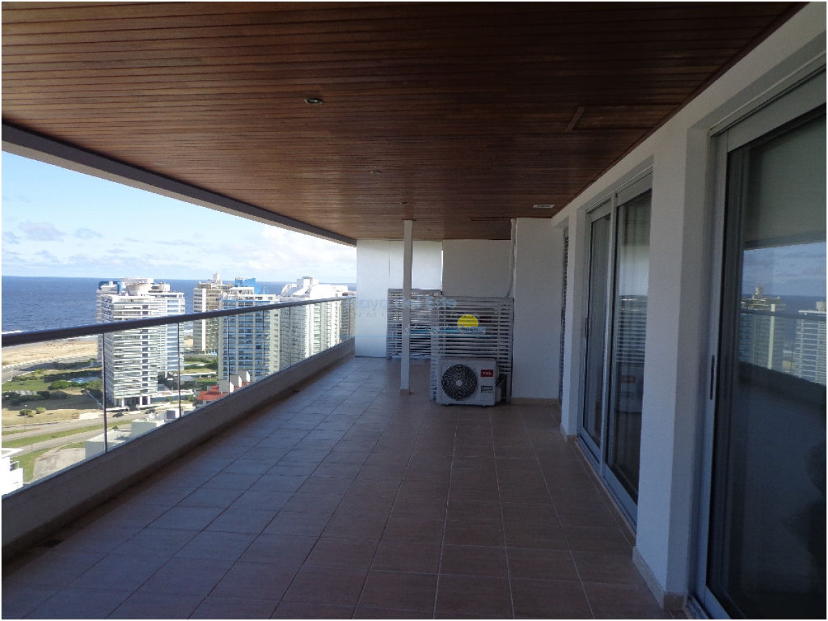Brava - GoPunta - Portal Inmobiliario de Punta del Este - Maldonado
