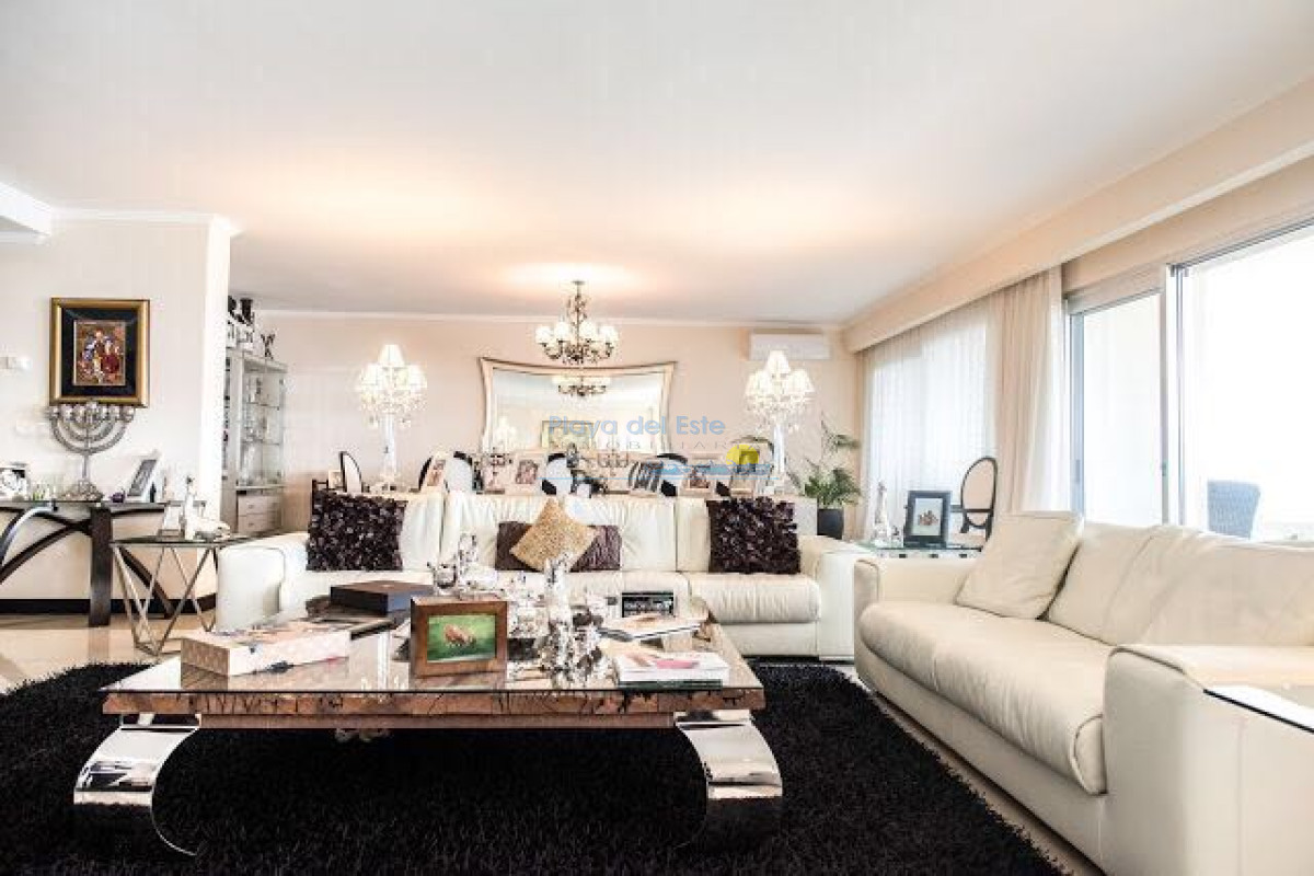 Brava - GoPunta - Portal Inmobiliario de Punta del Este - Maldonado
