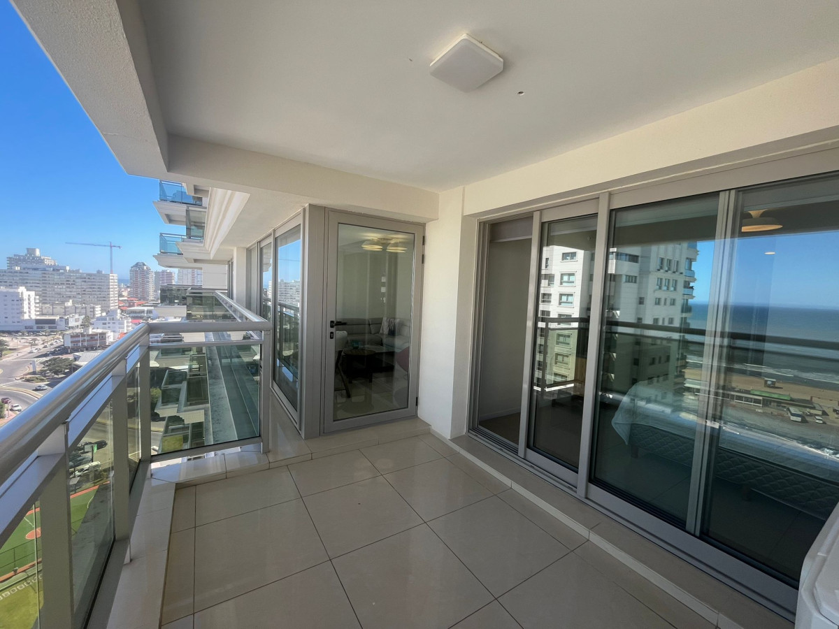 Apartamento en Venta de 3 dormitorios en Punta del este , Torre Imperiale , Playa brava 