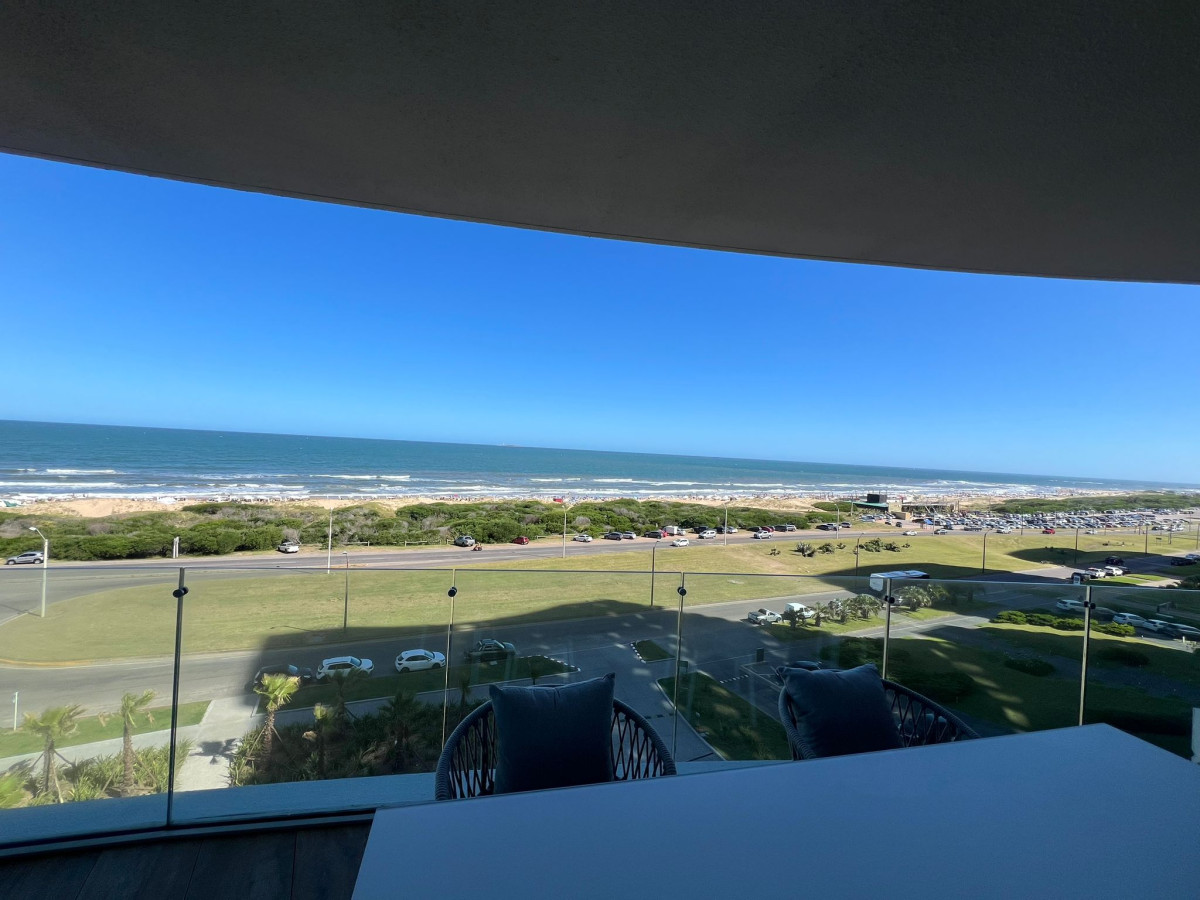 Apartamento en Alquiler de 3 dormitorios en Punta del este , Torre Trump , Playa Brava 