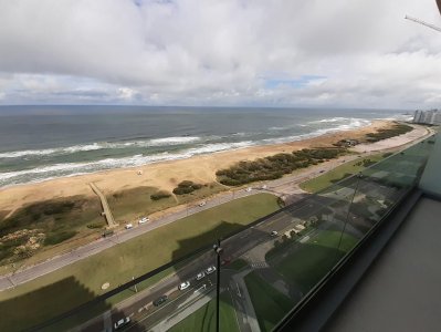 Apartamento en venta de 3 dormitorios en Torre Le Parc , Punta del este , Playa mansa 