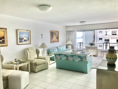 Apartamento en Punta del Este, Península