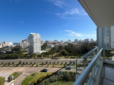 Apartamento en Venta de 3 dormitorios en Torre ONE , Punta del este , Playa Brava  