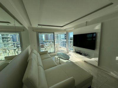 Apartamento en Punta del Este, Mansa
