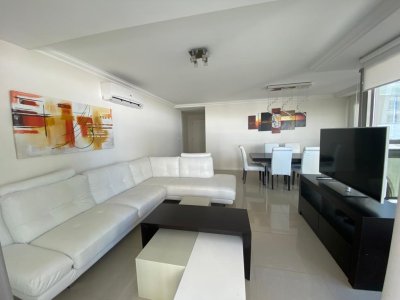 Apartamento en Brava, 2 dormitorios *