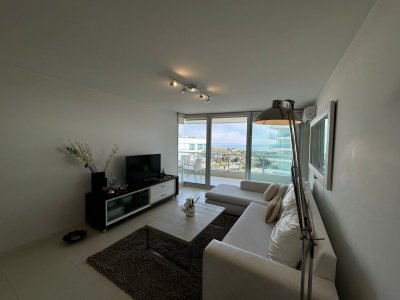 Moderno apartamento en a pasos de la Mansa