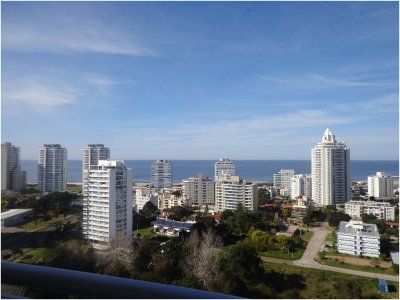 Apartamento en Venta de 2 dormitorios en Punta del este , Ocean Drive , Plata Barava , Vista al mar 