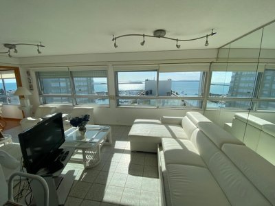 Apartamento en Venta de 3 dormitorios en Punta del este , Gorlero , Península 