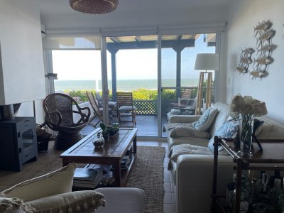 Espectacular duplex frente a Montoya 