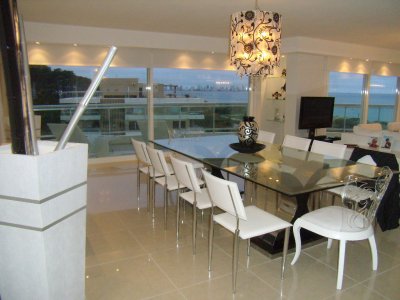 Apartamento en Mansa, 3 dormitorios *