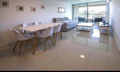 Apartamento de 1 dormitorio en Punta del este , Edifico Gala Vista , Playa Brava