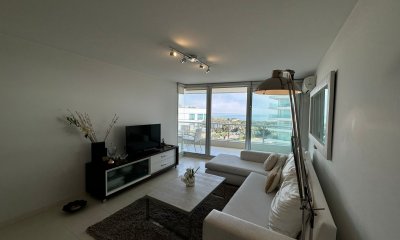 Moderno apartamento en a pasos de la Mansa