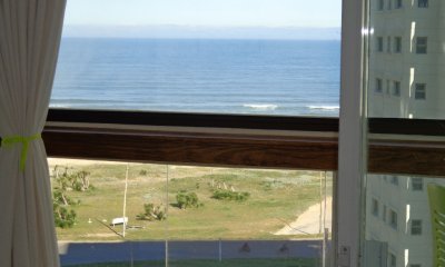 Brava, 2 dormitorios, 2 baños.