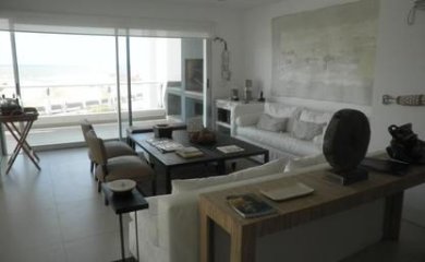 Apartamento en Brava, 3 dormitorios *
