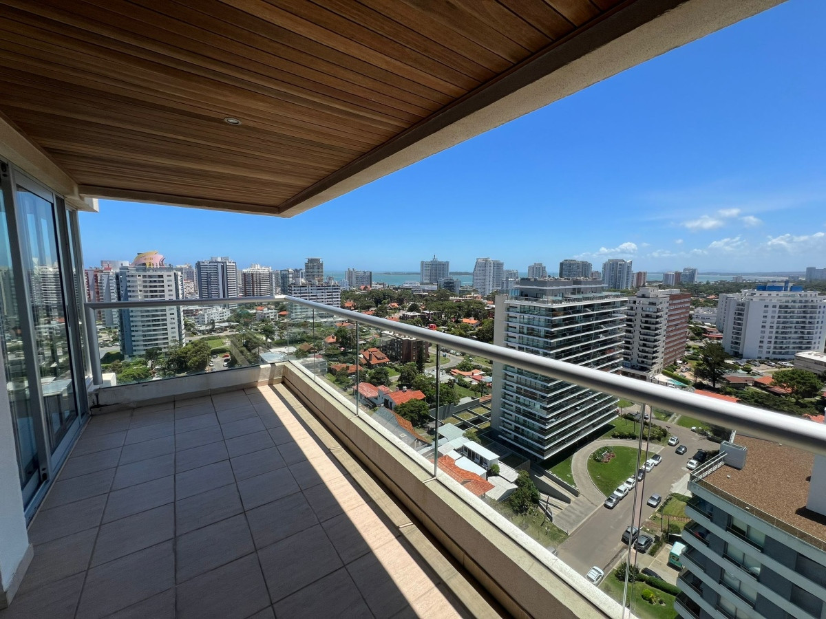 Apartamento en venta de 2 dormitorios en Playa brava , Punta del este 