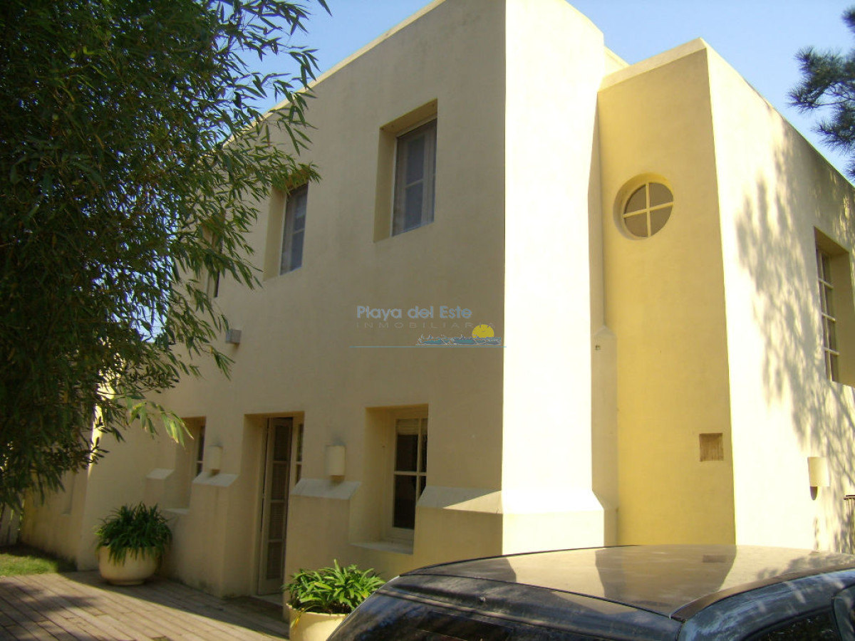 Casa en Venta de 4 dormitorios en Rincón del indio , Punta del este  - Inmobiliaria Playa del Este