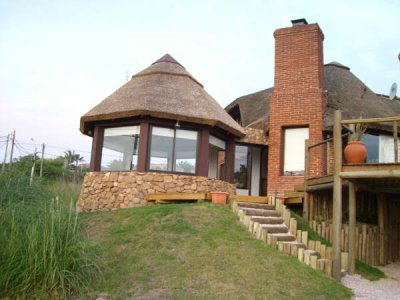 Casa de 4 Dormitorios en La Barra , Punta del este 