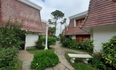 Casa PH en venta en Punta del este