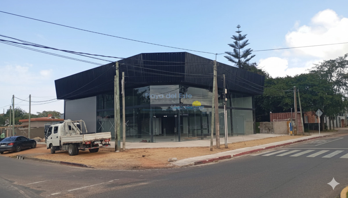 Locales comerciales en Maldonado en Venta , Punta del este  - PLA15325L