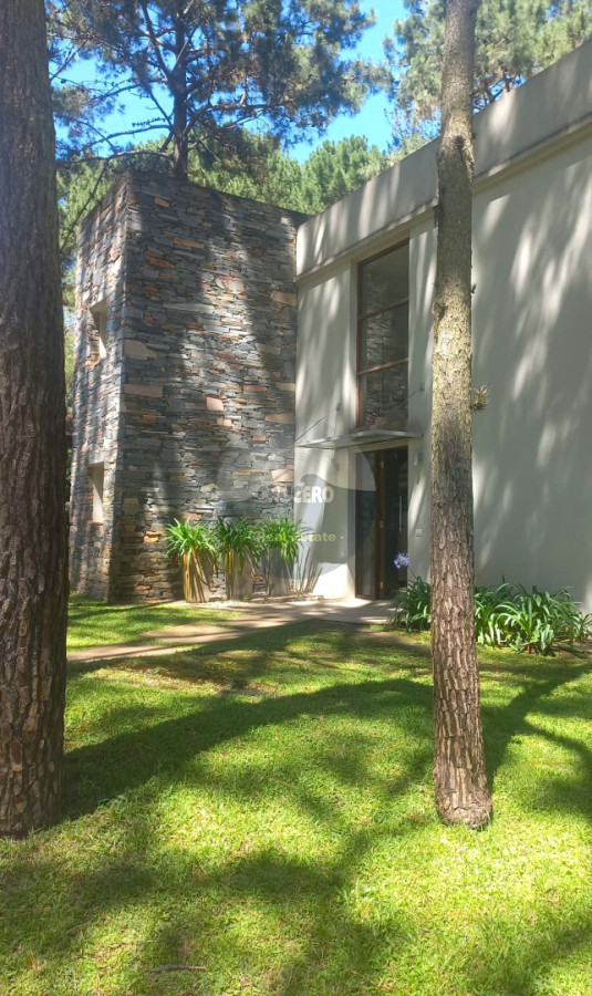 Casa ID.6655 - Casa en venta en Complejo Solanas, Punta Ballena.