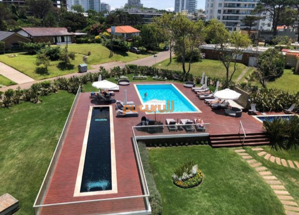 Apartamento ID.2771 - Venta de apartamento en Icon Brava Tower · Punta del Este.