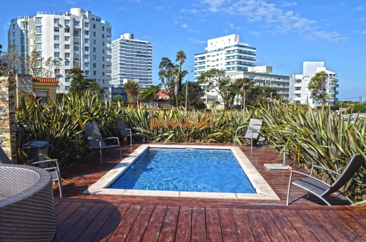 Apartamento ID.2771 - Venta de apartamento en Icon Brava Tower · Punta del Este.