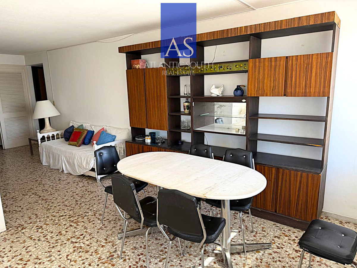 Apartamento ID.4761 - Edificio sobre Gorlero | 2 Dormitorios en el Corazón de la Península