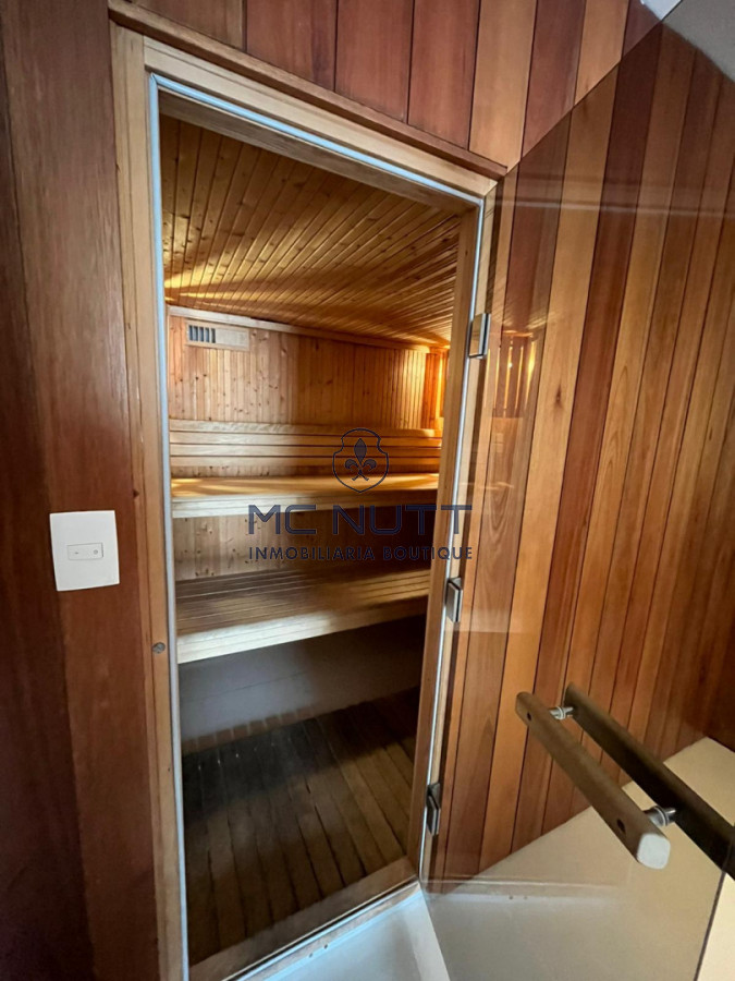 Apartamento Ref.893/ - Icon Brava Tower| Parada 6 de Playa Brava, Punta del Este