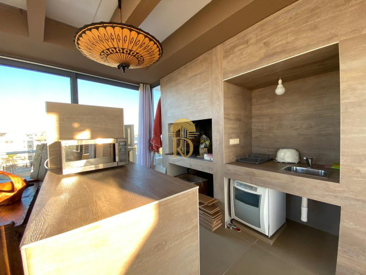 Penthouse en Venta en Terrazas de la Laguna sobre el lago frente al mar. -id-485-8