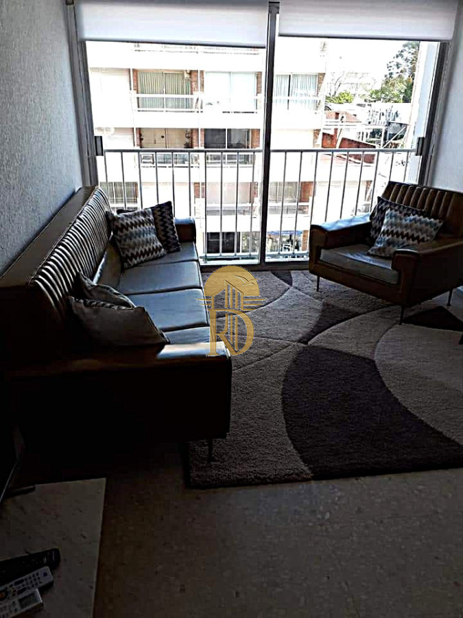 Apartamento en venta de dos dormitorios y dos baños -id-507-8