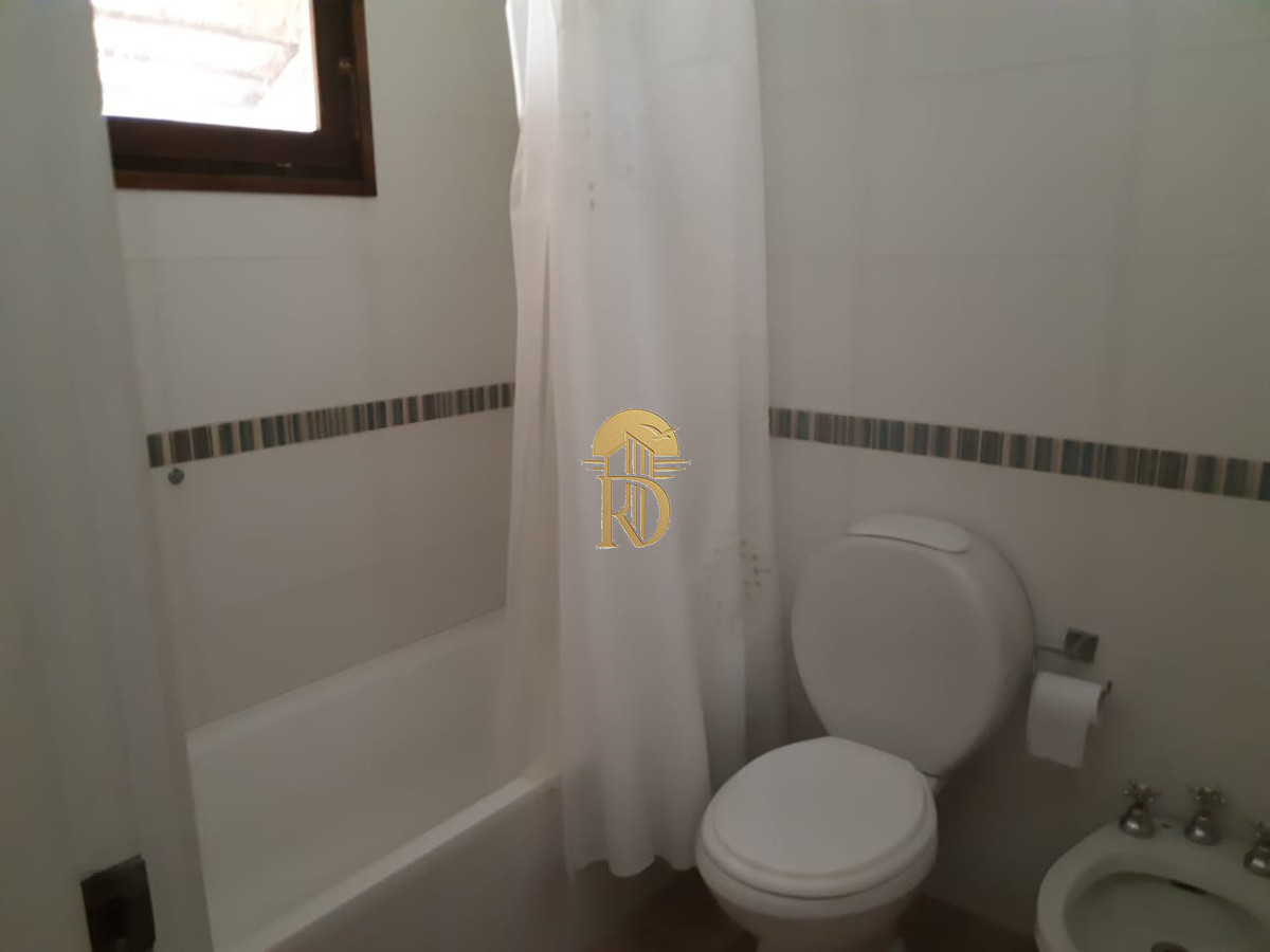 Casa en venta en el Complejo Solanas -id-962-26