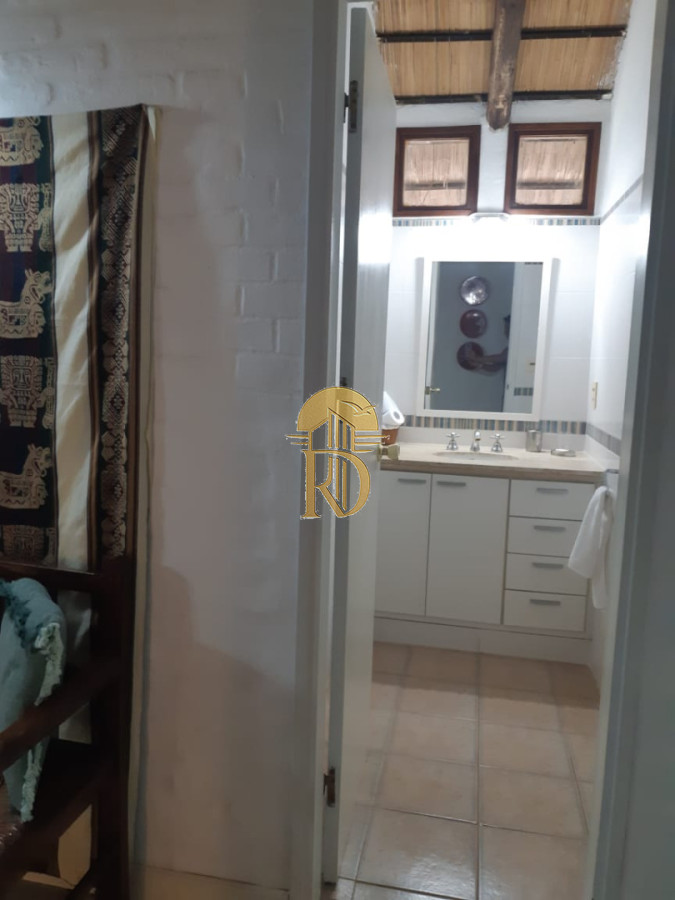 Casa en venta en el Complejo Solanas -id-962-15