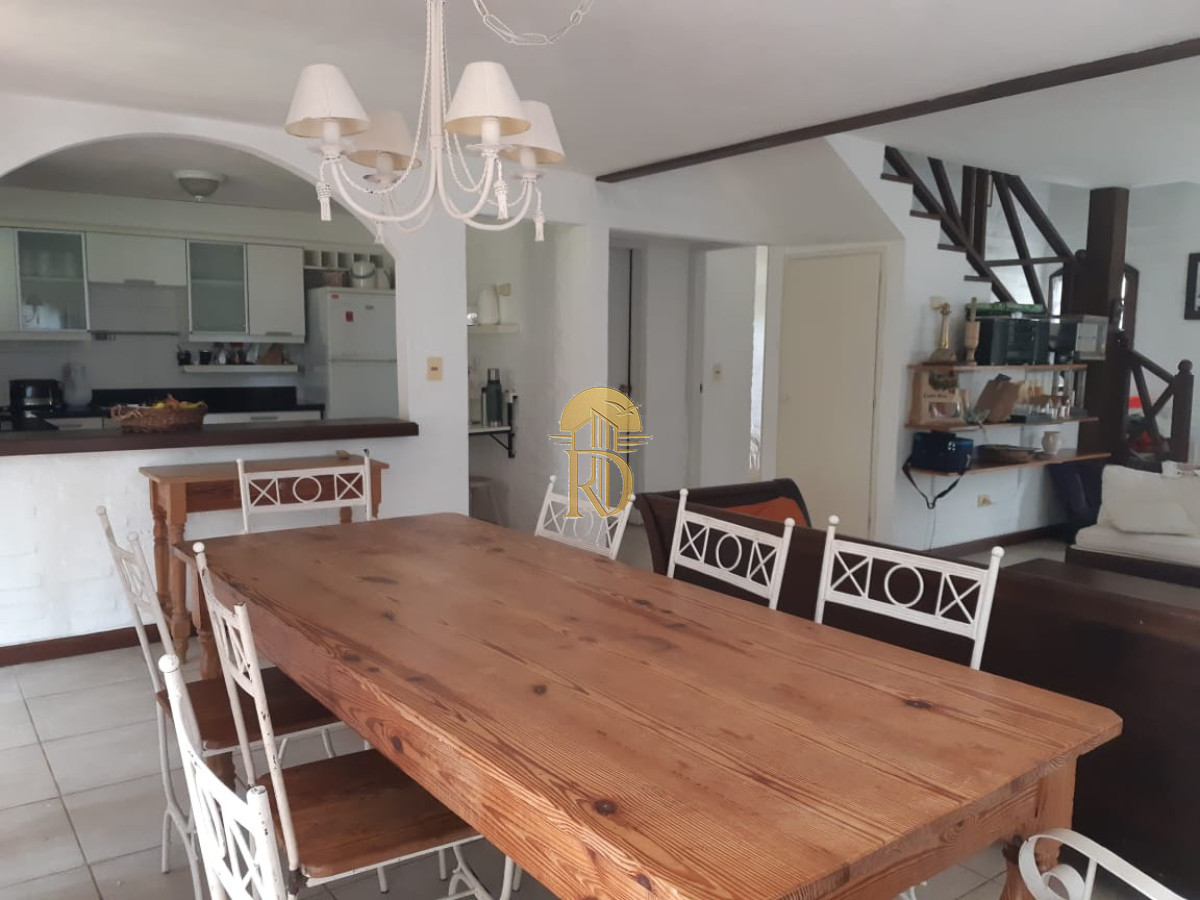 Casa en venta en el Complejo Solanas -id-962-11