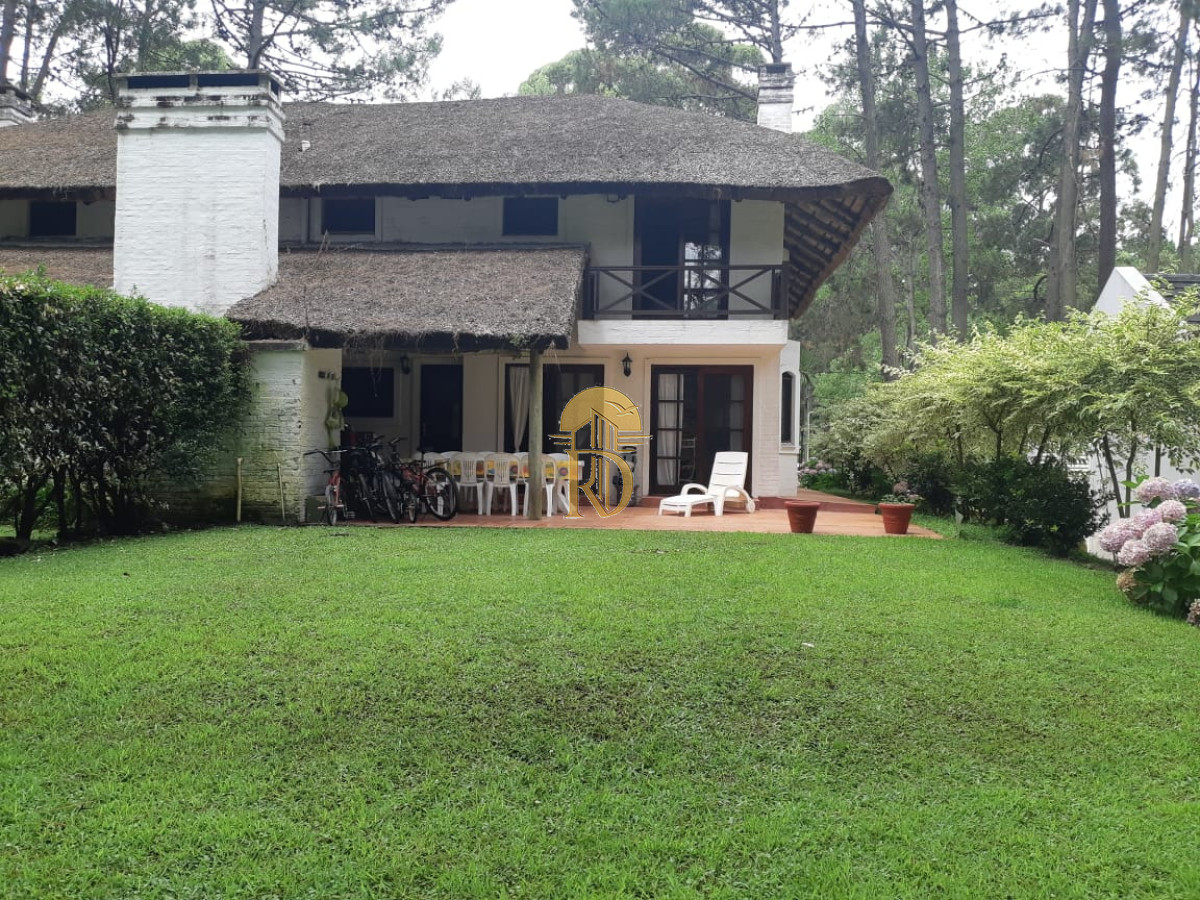 Casa en venta en el Complejo Solanas -id-962-3