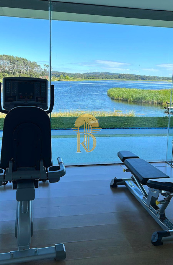 Penthouse en Venta en Terrazas de la Laguna sobre el lago frente al mar. -id-485-20