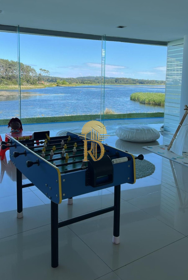 Penthouse en Venta en Terrazas de la Laguna sobre el lago frente al mar. -id-485-18