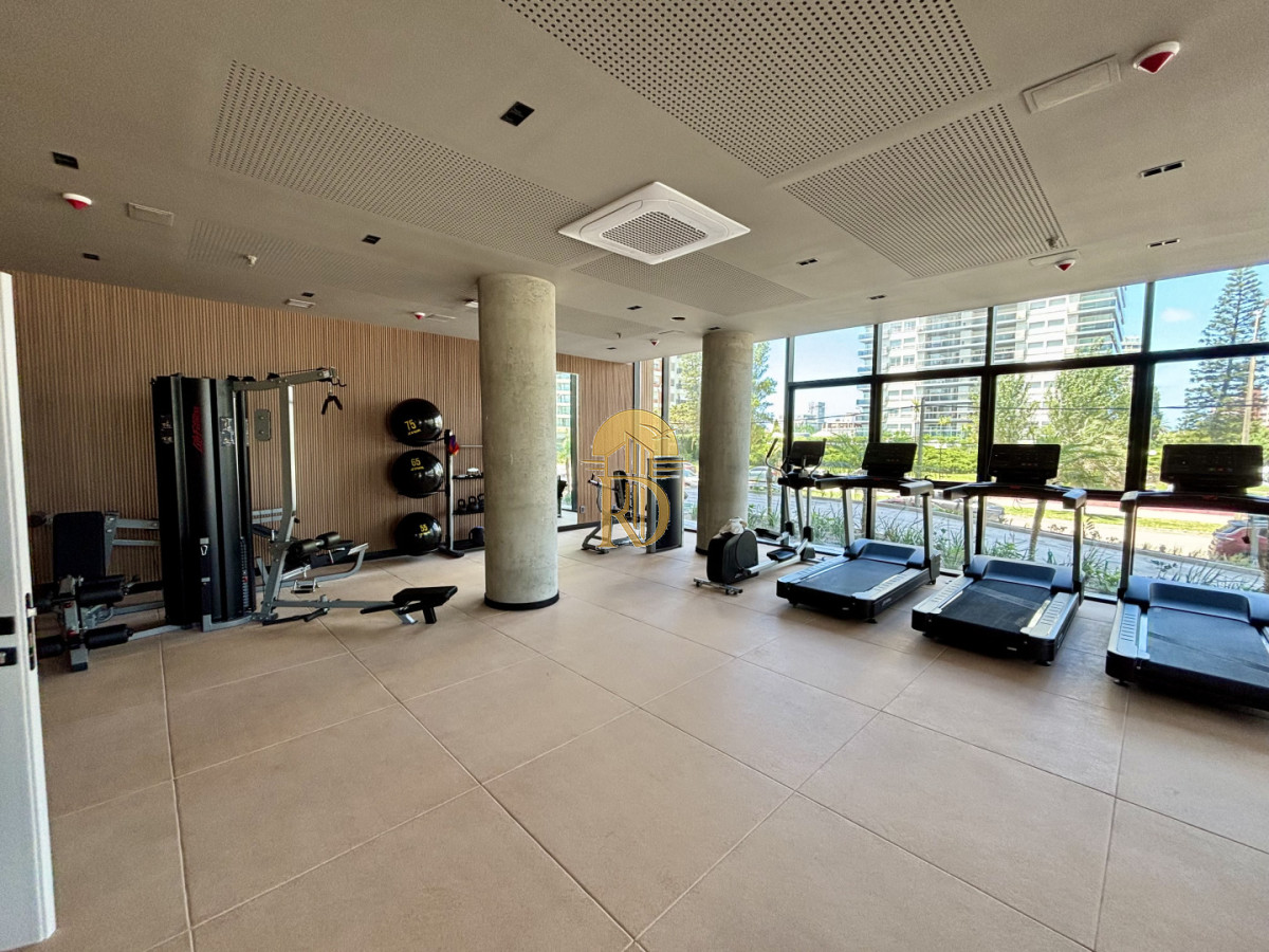 TORRES DEL ESTE | 2 dorm 2 baños desarrollo de lujo en Av. Chiverta, Punta del Este -id-703-19