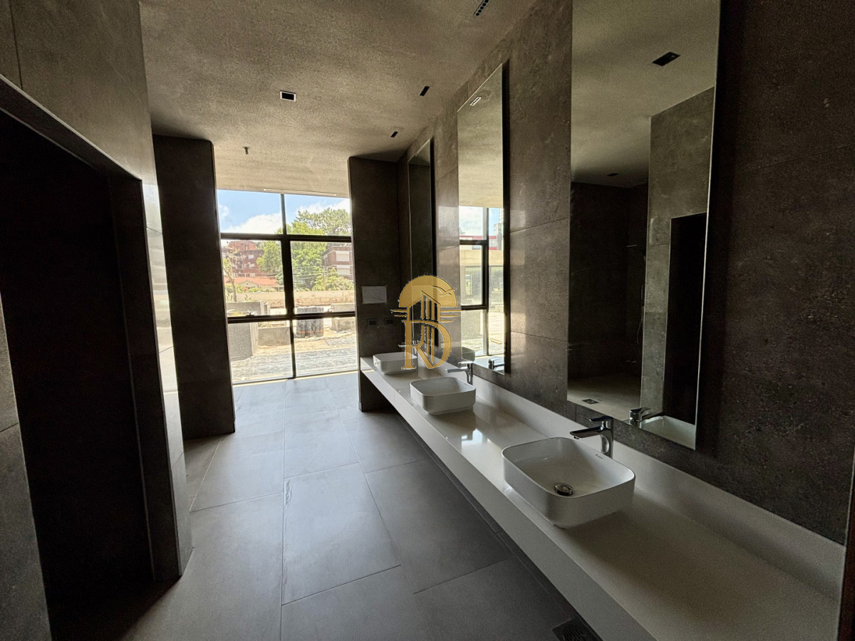 TORRES DEL ESTE | 2 dorm 2 baños desarrollo de lujo en Av. Chiverta, Punta del Este -id-703-28