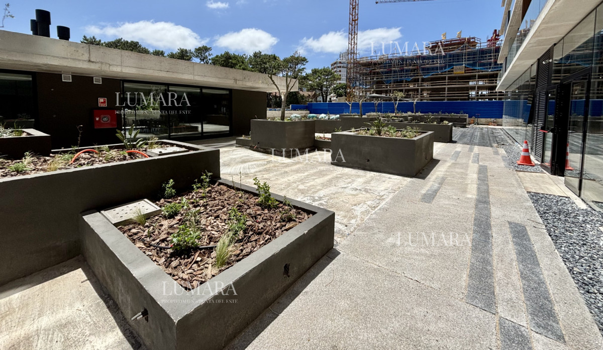 Apartamento ID.2742 - TORRES DEL ESTE - Nuevo desarrollo de lujo en Av. Chiverta, Punta del Este