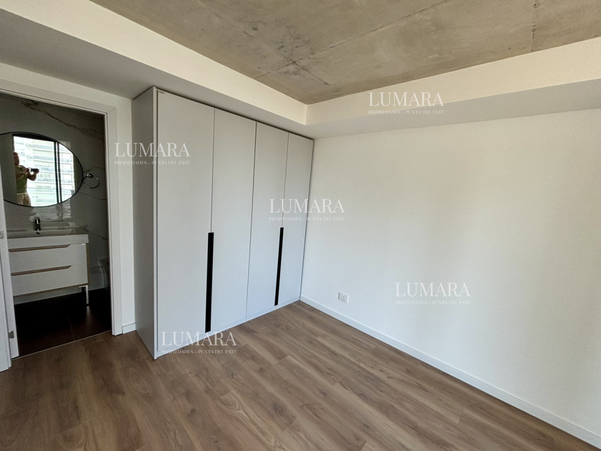 Apartamento ID.2742 - TORRES DEL ESTE - Nuevo desarrollo de lujo en Av. Chiverta, Punta del Este